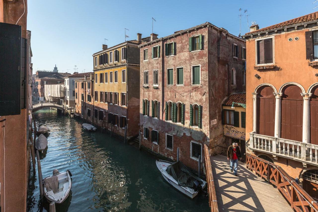 Ca' Meraviglia Canal View *